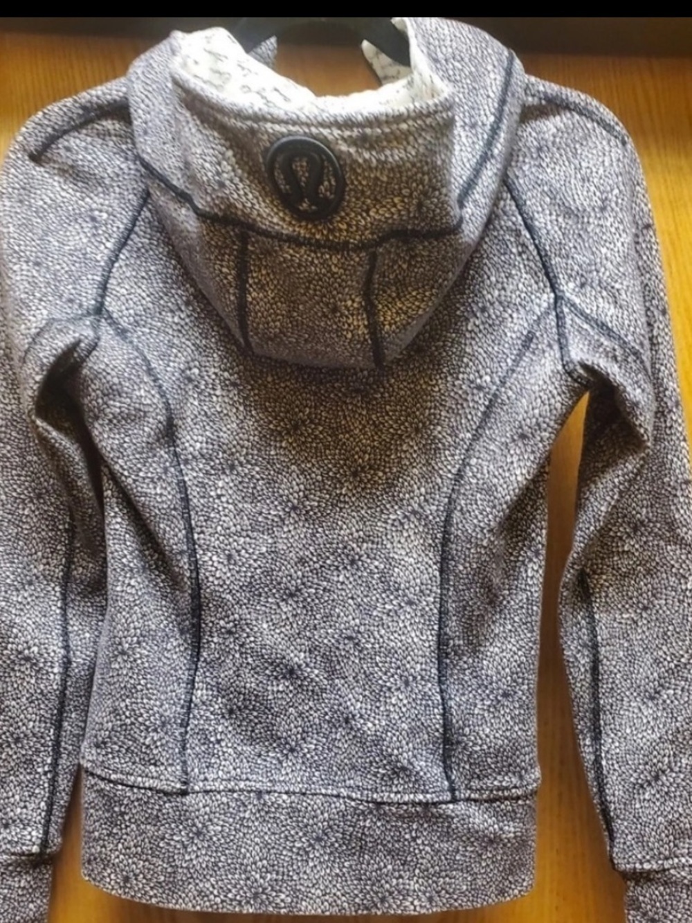 Lululemon Manifesto Script Scuba Jacket Hoodie Flrl Size 4 Women’s Black & White